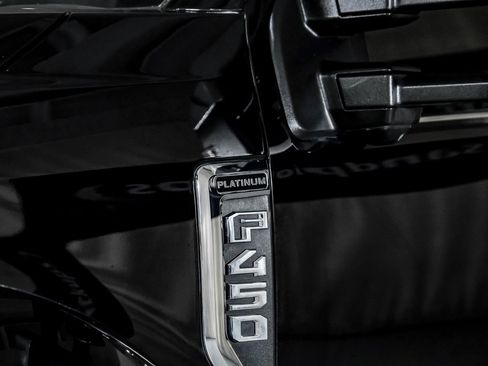 Used 2022 Ford F450 Platinum image 47