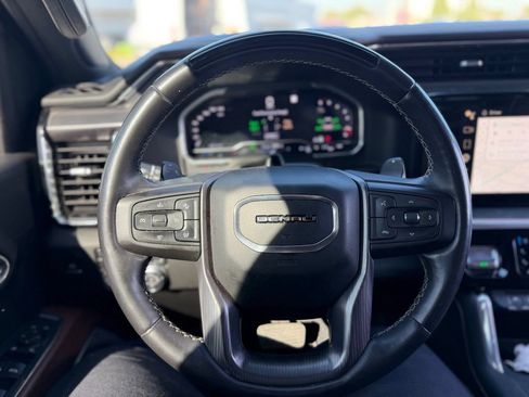 Used 2023 GMC Sierra 1500 Denali Ultimate AWD/4WD image 6