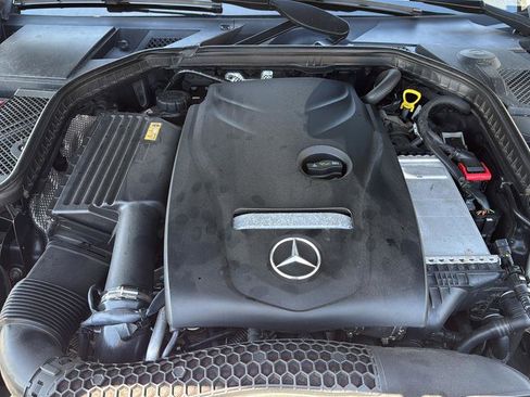 Used 2015 Mercedes-Benz C 300 4MATIC Sedan image 23