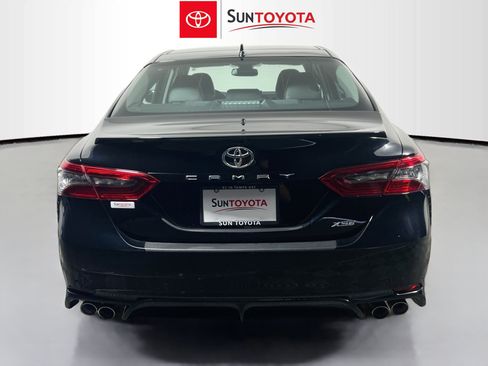 Used 2023 Toyota Camry XSE FWD image 5