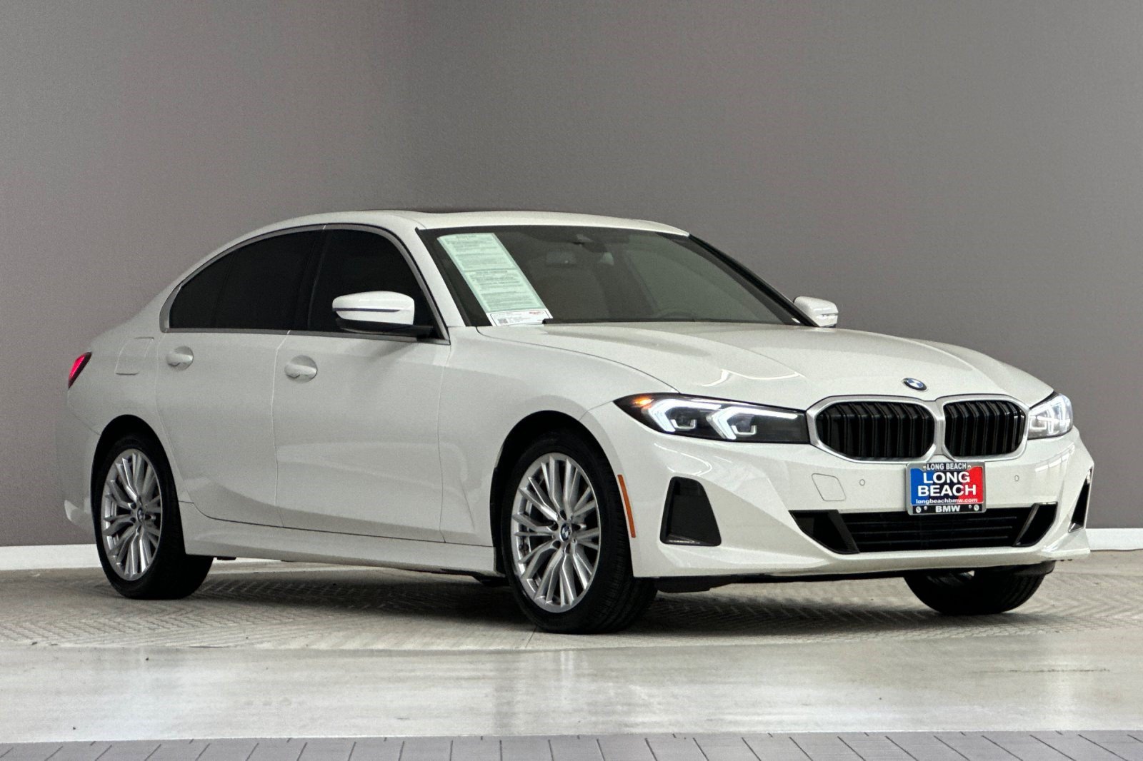 Certified 2024 BMW 330i Sedan w/ Convenience Package RWD image 6