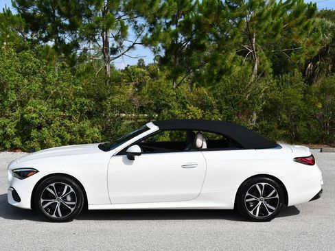 Used 2024 Mercedes-Benz CLE 300 4MATIC Cabriolet image 36