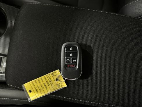 Used 2025 Honda Civic Sport image 31