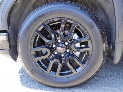 Used 2024 GMC Sierra 1500 Pro w/ Graphite Edition AWD/4WD image 54