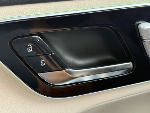 New 2026 Mercedes-Benz GLC 300 GLC 300 image 23