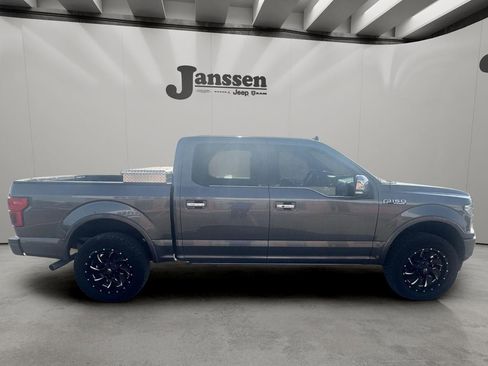 Used 2018 Ford F150 Platinum w/ Equipment Group 701A Luxury AWD/4WD image 5