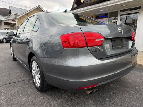 Used 2012 Volkswagen Jetta SE image 5