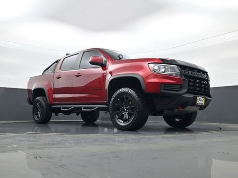 Certified 2021 Chevrolet Colorado ZR2 w/ ZR2 Dusk Special Edition image 23