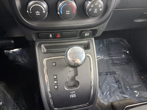 Used 2015 Jeep Patriot Sport w/ Power Value Group image 19