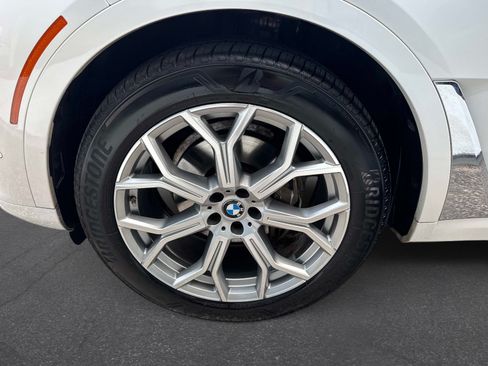 Used 2022 BMW X7 xDrive40i AWD/4WD image 10