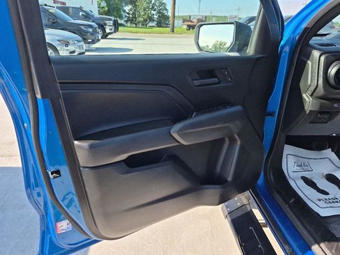 Used 2023 Chevrolet Colorado Trail Boss w/ Advanced Trailering Package AWD/4WD image 13