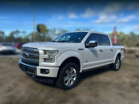 Used 2017 Ford F150 Platinum w/ Equipment Group 701A Luxury AWD/4WD image 1