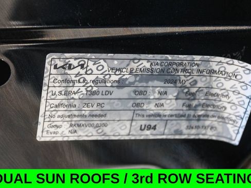 Used 2024 Kia EV9 Wind AWD/4WD image 28
