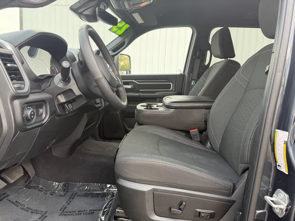 Used 2025 RAM 2500 Big Horn AWD/4WD image 21