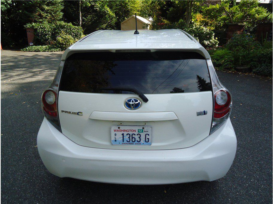 Used 2014 Toyota Prius C Two FWD image 7
