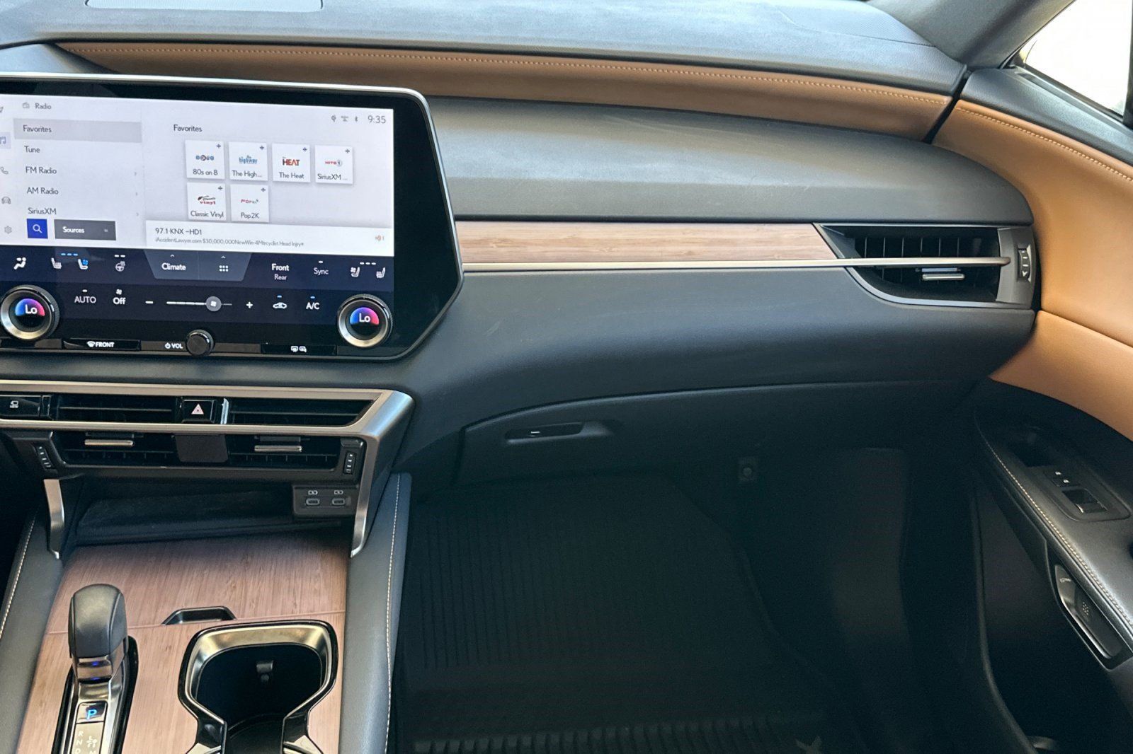 Certified 2025 Lexus RX 350 Premium w/ Accessory Package FWD image 18