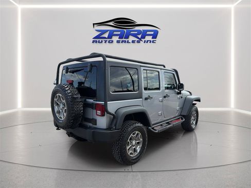 Used 2014 Jeep Wrangler Unlimited Rubicon w/ Connectivity Group AWD/4WD image 7