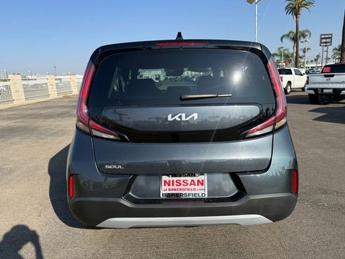 Used 2023 Kia Soul LX w/ Option Group 015 image 5