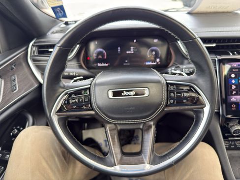 Used 2022 Jeep Grand Cherokee L Overland w/ Luxury Tech Group IV image 21