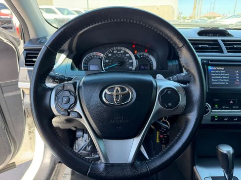 Used 2013 Toyota Camry SE image 14