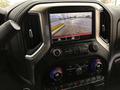 Used 2022 Chevrolet Silverado 1500 LT Trail Boss w/ LT Trail Boss Premium Package image 19