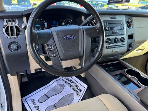 Used 2016 Ford Expedition XL AWD/4WD image 19
