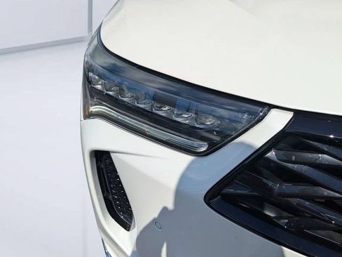 Certified 2025 Acura RDX SH-AWD w/ Advance Package image 9