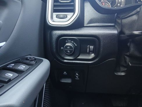 Used 2021 RAM 1500 Big Horn image 15