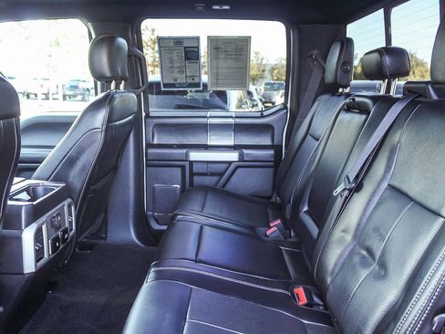 Used 2019 Ford F150 Lariat w/ Equipment Group 502A Luxury AWD/4WD image 23