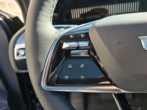 New 2026 Cadillac Lyriq Sport image 25