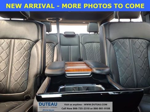 Used 2024 Jeep Grand Wagoneer Series III w/ Rear Seat Video Group 1 image 33