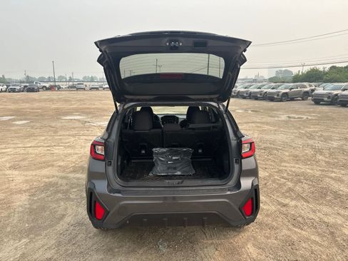 Used 2024 Subaru Crosstrek 2.0i Premium AWD/4WD image 12