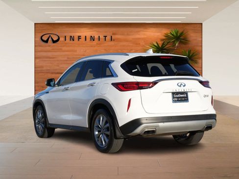 Certified 2022 INFINITI QX50 Luxe image 5