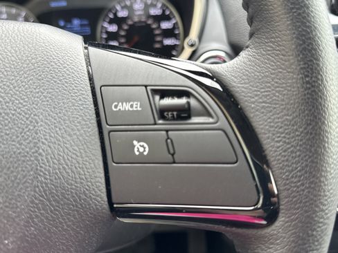 Used 2022 Mitsubishi Eclipse Cross SE image 19