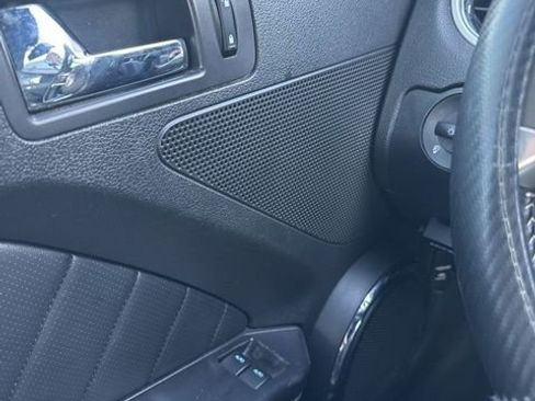 Used 2013 Ford Mustang Premium image 37