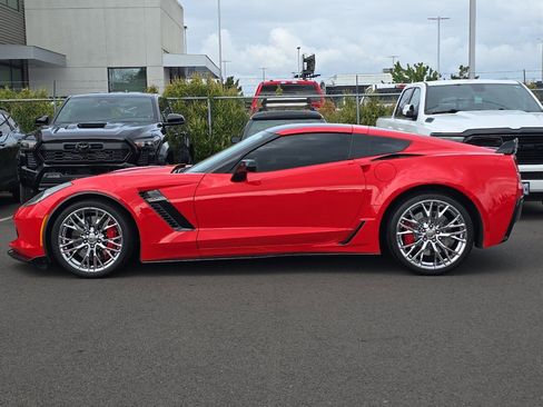 Used 2015 Chevrolet Corvette Z06 w/ 3LZ Preferred Equipment Group RWD image 7