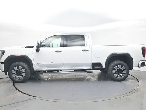 New 2026 GMC Sierra 2500 Denali w/ Denali Reserve Package image 3