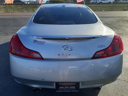 Used 2010 INFINITI G37 x Coupe w/ Premium Pkg image 8