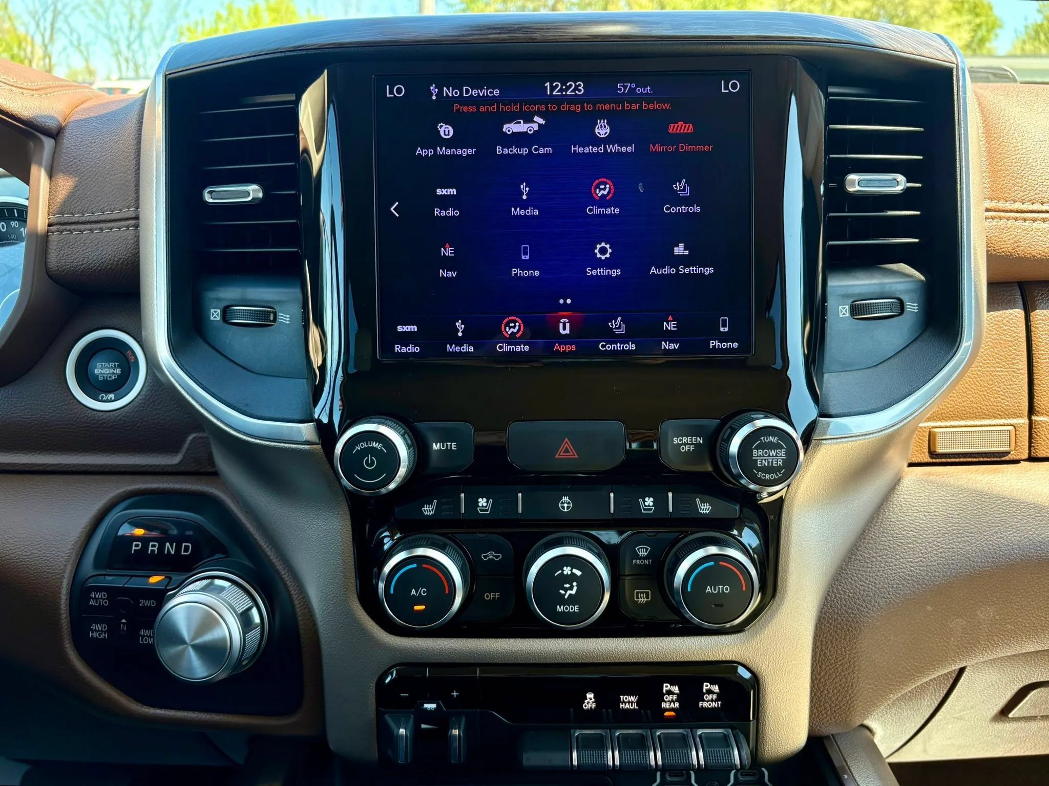 Used 2019 RAM 1500 Laramie AWD/4WD image 28