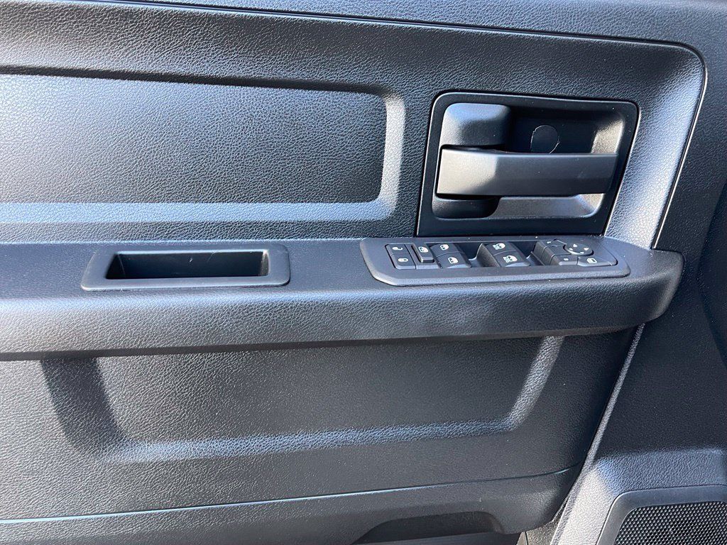 New 2026 RAM 3500 Tradesman AWD/4WD image 5