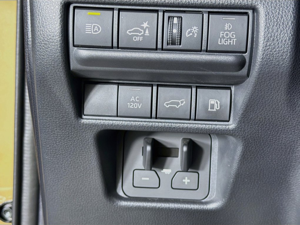 Used 2024 Toyota Land Cruiser AWD/4WD image 15