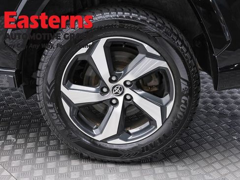 Used 2022 Toyota RAV4 SE AWD/4WD image 8
