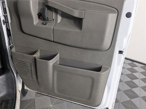 Used 2022 Chevrolet Express 2500 w/ Driver Convenience Package image 25