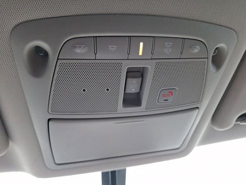 Used 2020 Nissan Pathfinder Platinum image 30