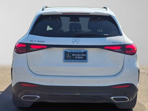 Used 2024 Mercedes-Benz GLC 300 4MATIC image 5