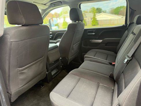 Used 2017 Chevrolet Silverado 1500 LT w/ All Star Edition AWD/4WD image 32