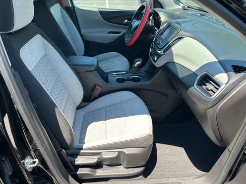 Used 2023 Chevrolet Equinox LS FWD image 15