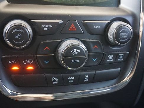 Used 2015 Dodge Durango Limited w/ Nav & Power Liftgate Group RWD image 19