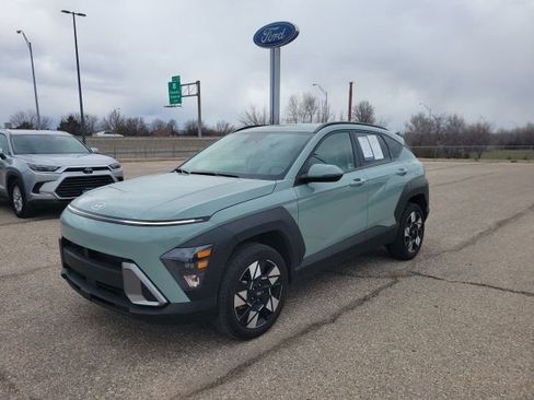 Used 2025 Hyundai Kona SEL image 17