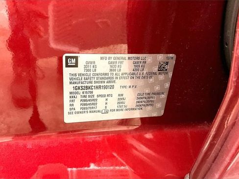 Used 2017 GMC Yukon SLT w/ Premium Edition image 33